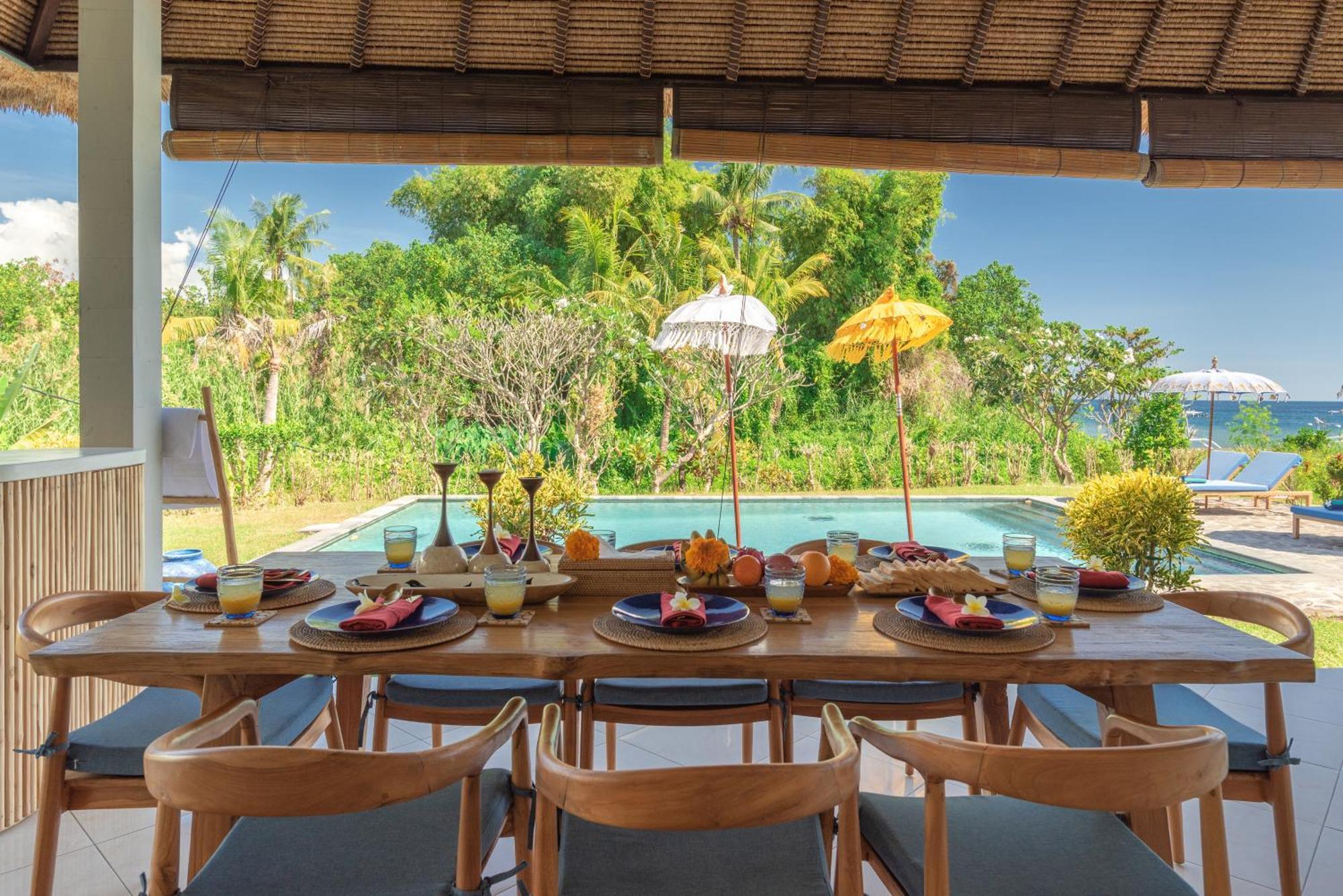 Absolute Beach Front Villa Umeanyar Екстериор снимка